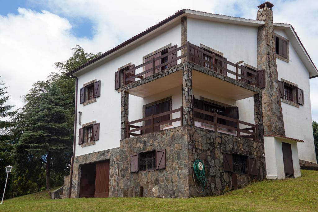 הוילה סנטיאגו דה קומפוסטלה Casa Da Curuxeira מראה חיצוני תמונה